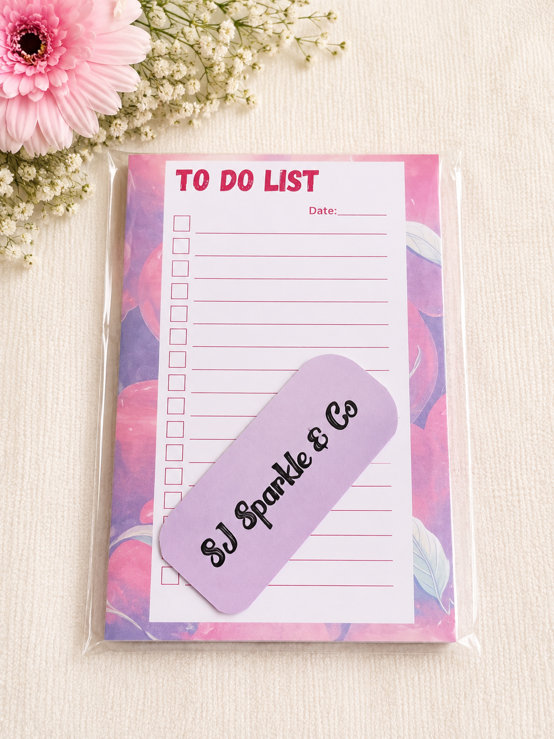 To do list notepad red apple