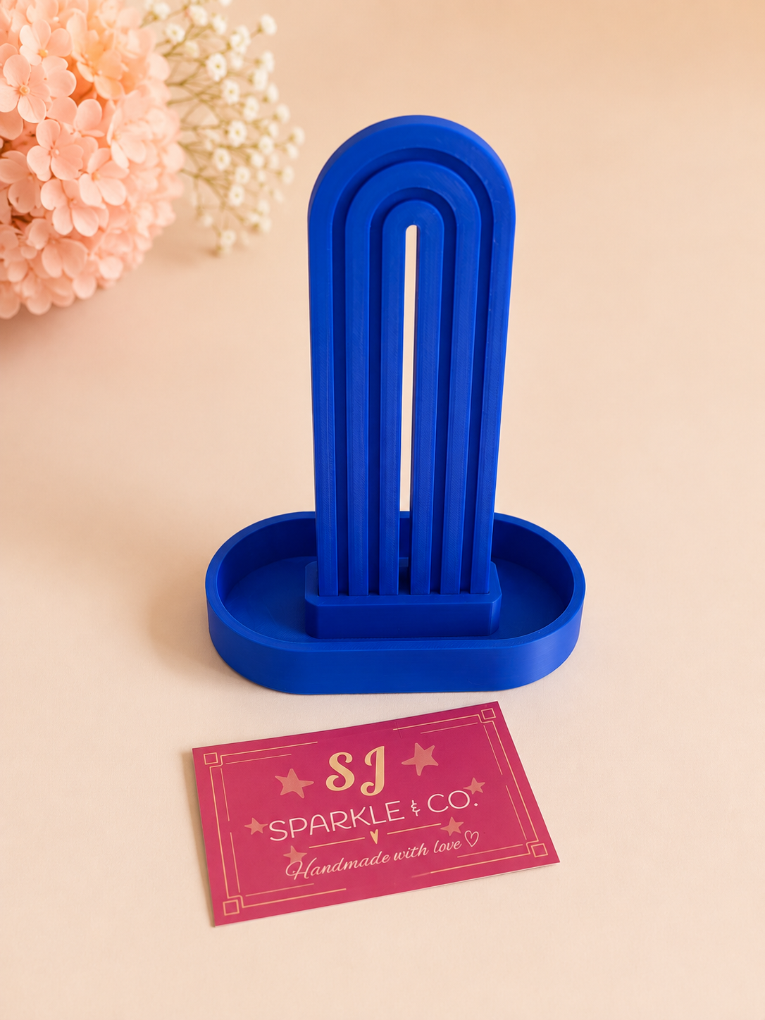 Scrunchie holder display dark blue